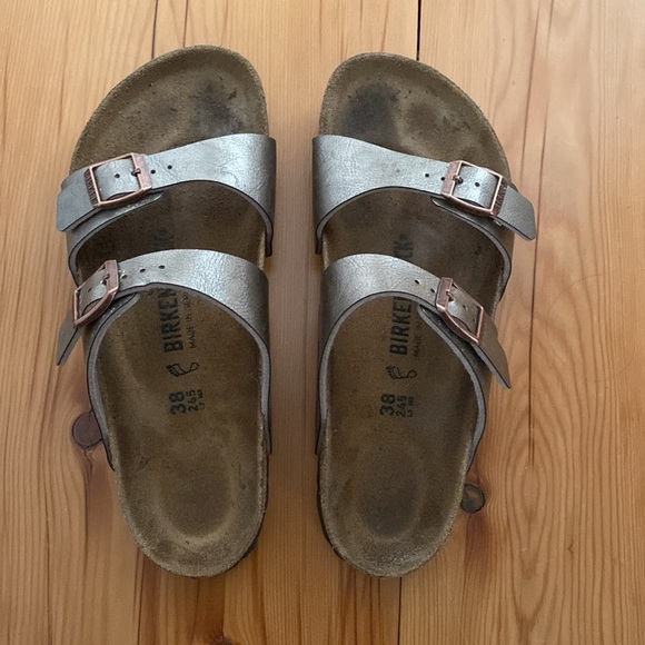 Birkenstocks Sydney size 38 - Picture 4 of 9